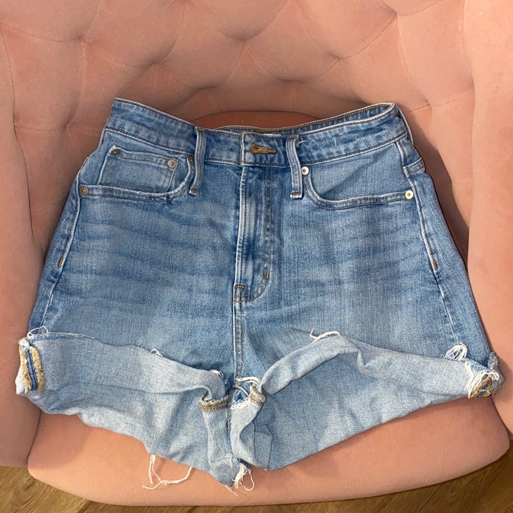 Madewell Curvy Perfect Vintage Short Size 25